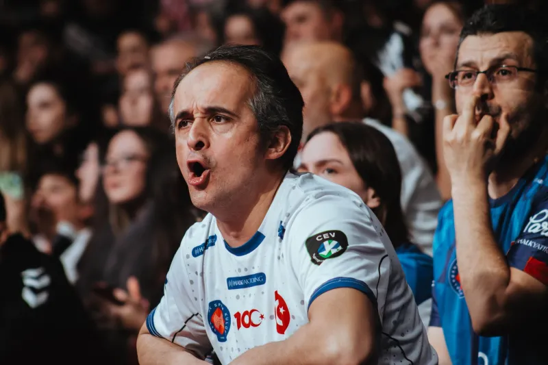 Blinded by the Jersey: How Hometown Loyalty Drains Your Betting Bankroll